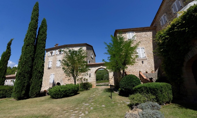 Lorgues House | Enchanting 12th-Century Château Hideaway, Sleeps 6, Large Pool, 5km to Lorgues