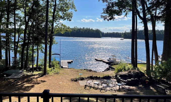 South Casco House | Enchanting waterfront 3-bedroom house with AC in Casco on Sebago Lake