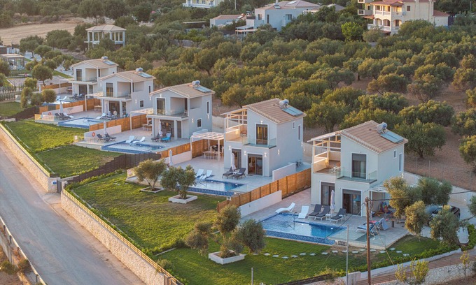 Leivathos Villa | Endless Blue Private Club - Executive Villa
