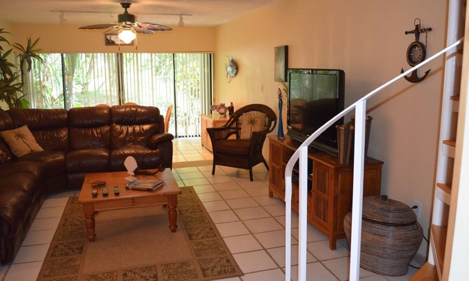 Islamorada House | Endless Paradise at Executive Bay Club in Islamorada