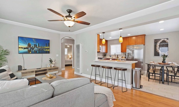 Ocean Beach House | Endless Summer Retreat | Beach | AC | Shops