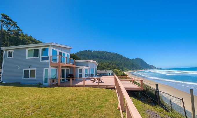 Arch Cape House | Endless Views - New Listing! Beachcomber Vacation Homes