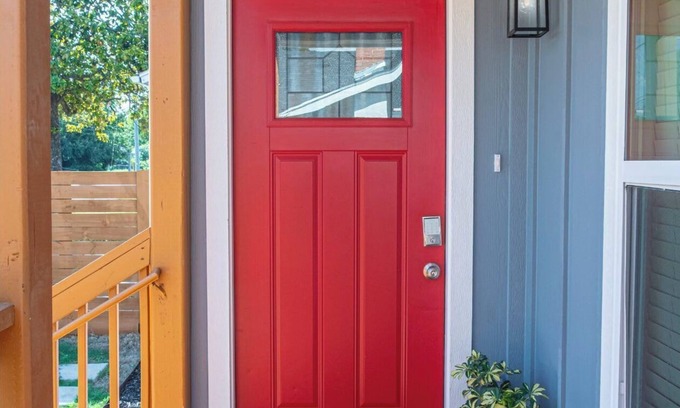 Arena District Cottage | Enjoy 4br/3ba Comfort & Convenience Near Downtown!