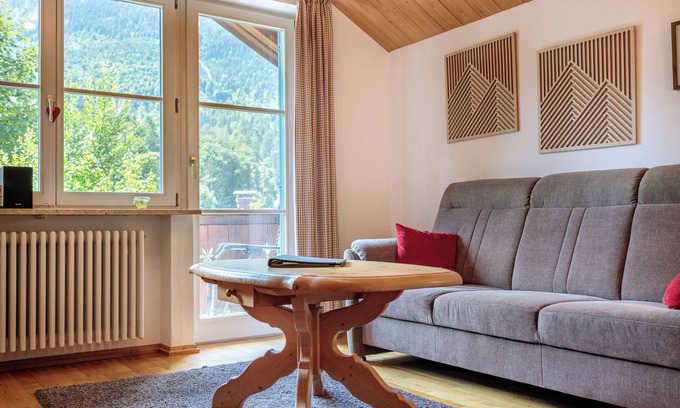 Obergrainau Apartment | Enjoy a relaxing holiday in the apartment "Alpenkräuter" in Grainau