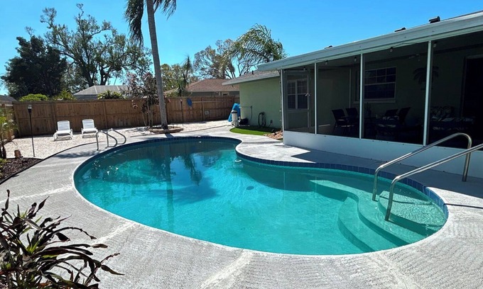 Pine Lakes House | Enjoy a vacation at The Turtle Nest! Private heated pool! Large dogs welcome!
