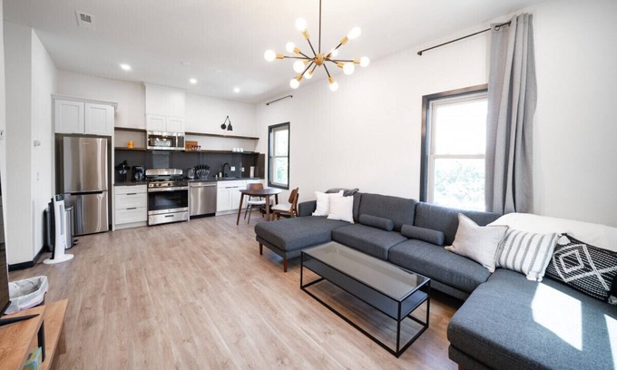 Old Mountain View Apartment | Enjoy DT Mountain View Apt | Castro St | 1BR/1BA