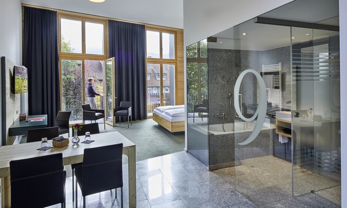 Elzach Hotel | Enjoy the Black Forest in the middle of Elzach. Experience home. Freiburg nearby"