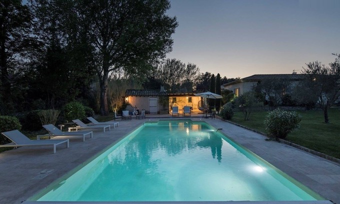Deux Croix-Banchais House | ENJOY THE OLD WORLD CHARM IN OUR LUXURY PROVENCAL RETREAT NEAR ST REMY