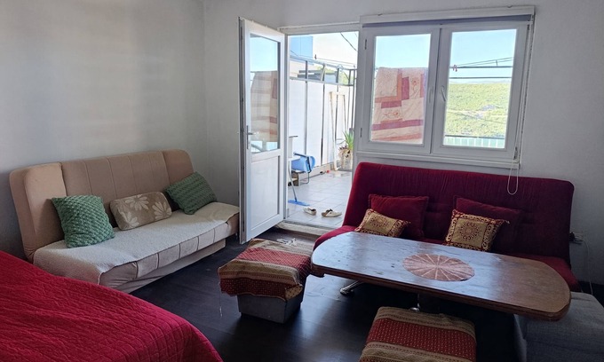 Neum Apartment | Enjoyable studio with AC in charming Neum