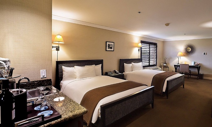 Cupertino Hotel | Ensuring a Very Comfortable Stay! Free Breakfast and Parking, Pets Allowed