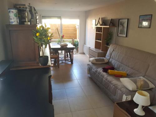Bezons Apartment | Entire apartment 62 m2 3 rooms 1st floor