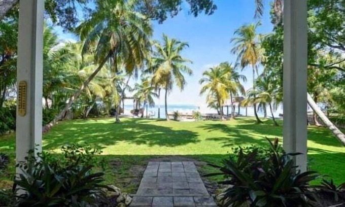 Upper Matecumbe Key House | Entire Compound on Gated Bayfront Property