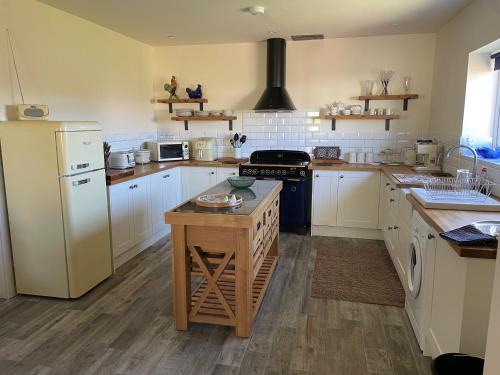Caergeiliog Apartment | Entire cosy home from home country retreat