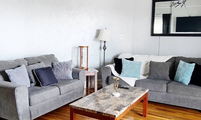El Paso House | Entire Cozy House Near UTEP