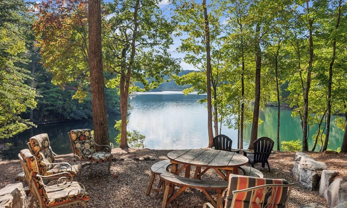 Big Canoe House | Entire home, Big Canoe Lakefront Property