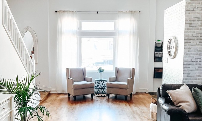 Lakeview House | Entire house 1 city block from Wrigley Field.