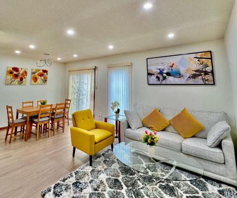 Thorold House | Entire House-3BRM-14 mins from Niagara Falls