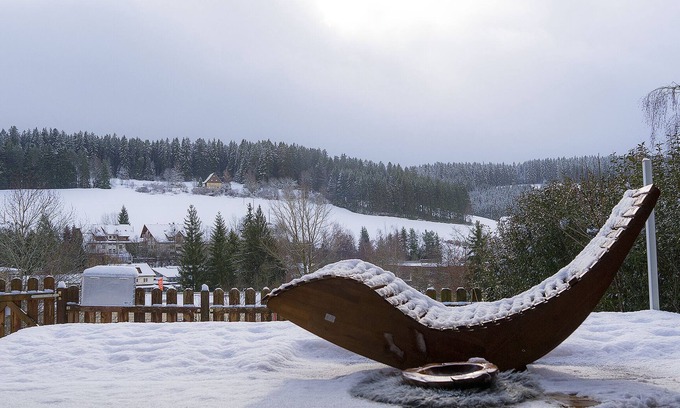 Unterkirnach House | Entire house in BlackForest with mountain view,private Gym,Sauna,Garden,Terraces