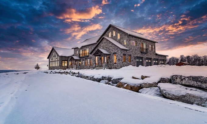Central Bridge House | Equestrian Estate | Indoor Pool, Theater, Game Rm