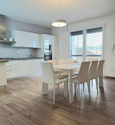 Pontedera Apartment | Era House