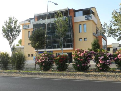 Gela Hotel | Erasmus Hotel