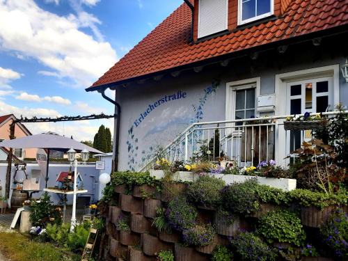 Sulzbach a.Main Apartment | Erholung in den Weingut-Ferienwohnungen für bis 10 Personen
