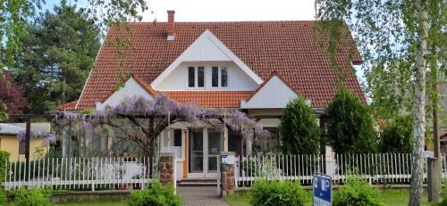 Siofok House | Erika Villa