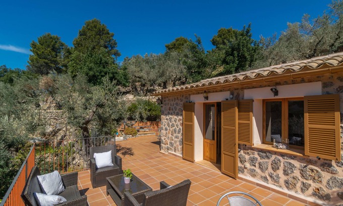 Fornalutx Villa | Es Coll D'en Pastor - Three Bedroom Villa, Sleeps 6