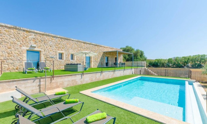 Maria de la Salut Villa | Es Gassons