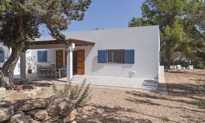 Formentera Ski Chalet | Es Lliri Blanc - Four Bedroom Chalet, Sleeps 8