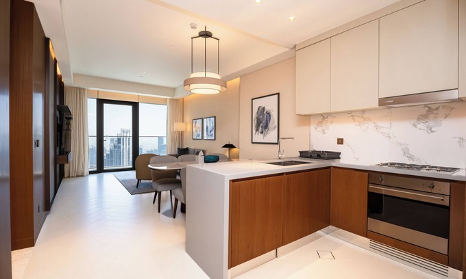 Downtown Dubai Apartment | Escape 24 2BR Apartment at Address Opera - High Floor with Stunning Views
