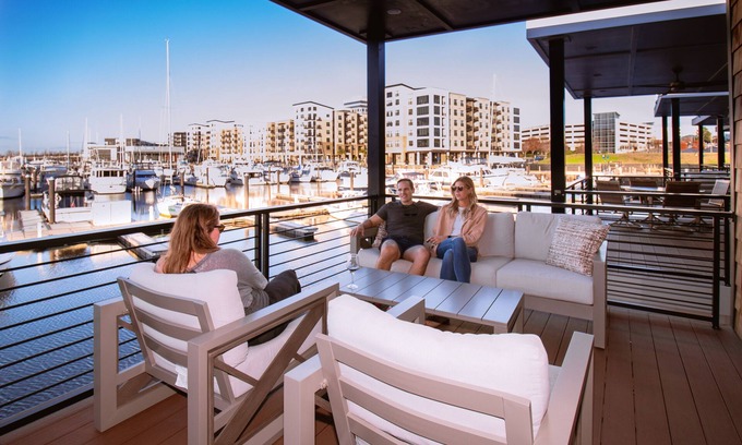 River District Apartment | Escape @ The Cove Riverwalk Villas