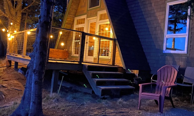 Franklin Cabin | Escape to a 2 Cabin Waterfront Property on George's Pond, Franklin