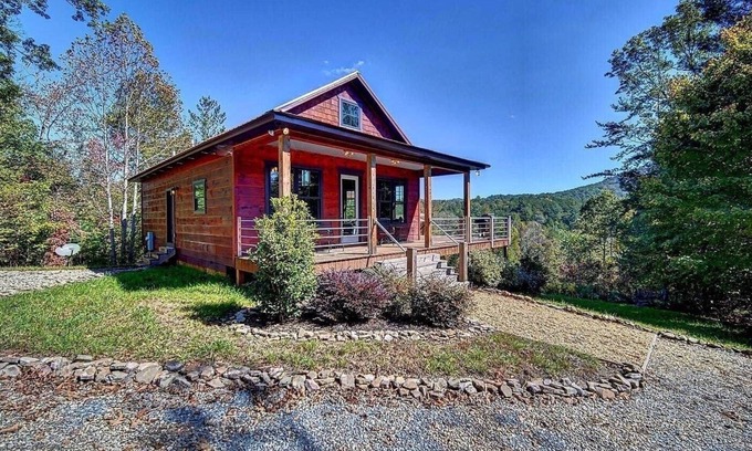 Mineral Bluff Cabin | Escape to Copper Ridge Cabin in Mineral Bluff Georgia