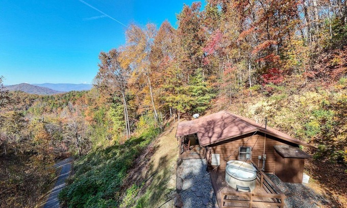Bryson City Cabin | Escape to Moonlight Ridge Cabin
