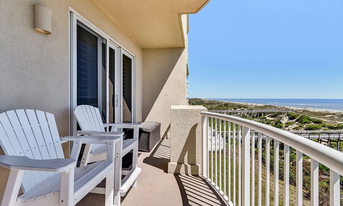 Amelia City Condo | Escape to Paradise -Oceanfront, Beach Access, Pool