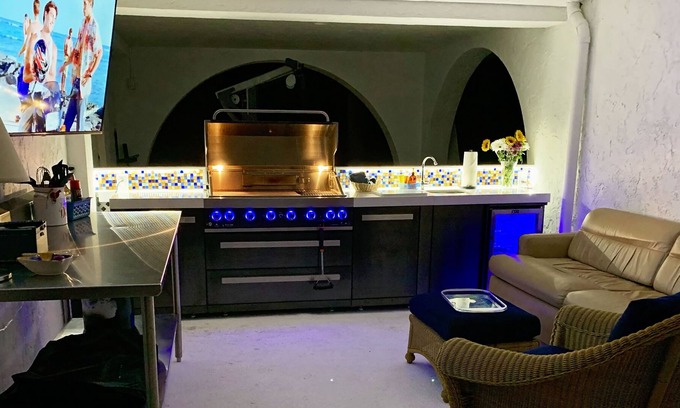 Marathon House | Escape to Paradise, enjoy the Outdoor Kitchen, Pool, Dock, Canal Views and more