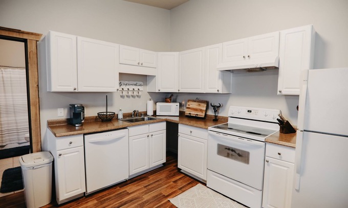 Elizabethtown House | Escape To Serenity: 1br Oasis Minutes From Town 1 Bedroom Retreat by RedAwning