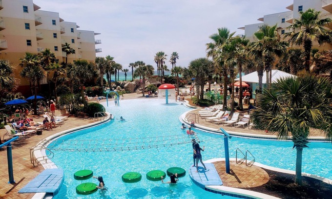 Fort Walton Beach Condo | EscapetoWaterscape-Family Friendly 2/2.5 condo