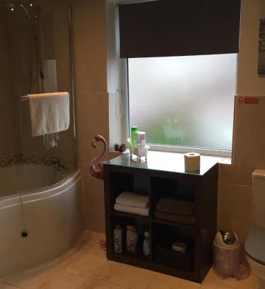 Lytham St. Anne's Bed & Breakfast | EsJays at Knowles House