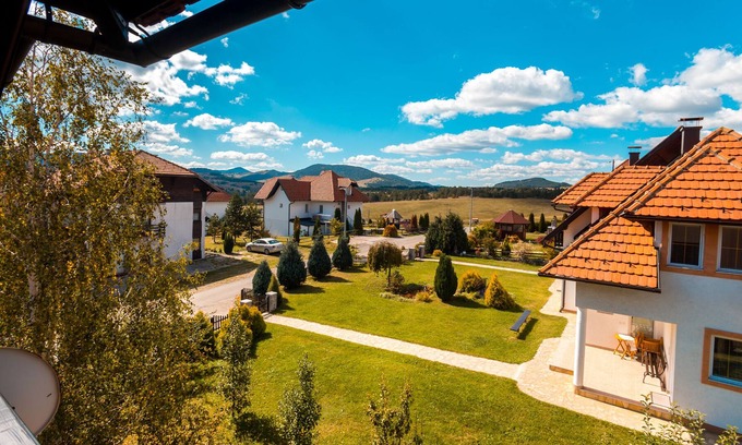 Zlatibor House | Ethno house with mountain view