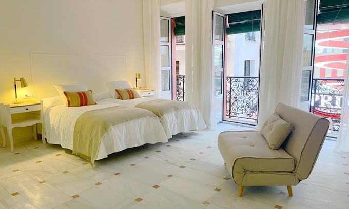 Santa Cruz Apartment | Eva Recommends Sierpes