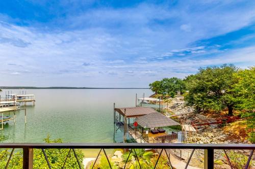 Lake Bridgeport House | Evans Eden