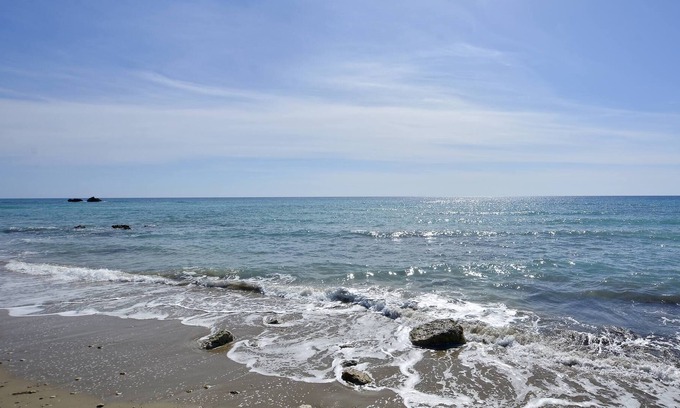Agios Matthaios House | Evdokias Beach House