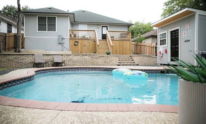 McKinney House | Event-Ready Family Getaway ~3BR Home+ Private Pool Close to Airport, DT, & F1