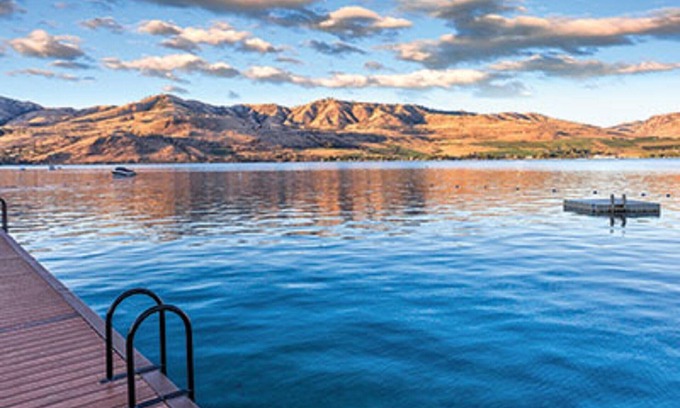 Chelan Resort | Everything you can possibly do outdoors is here !