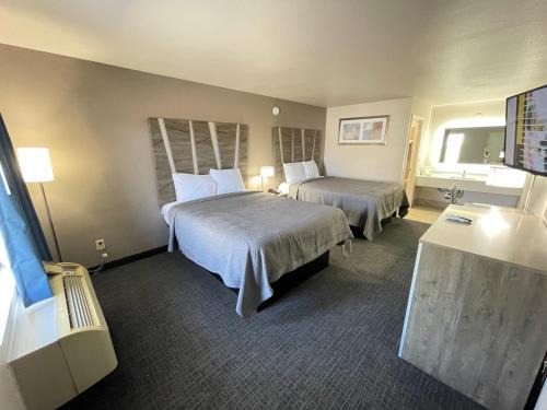 Natchez Hotel | Excellent Inn & Suites