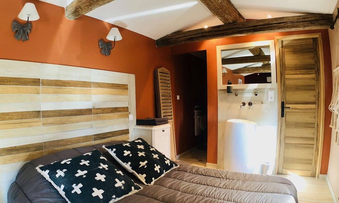 Beaucaire Other | Exceptional 12-Person Cottage: Suites, Private Pool & Leisure