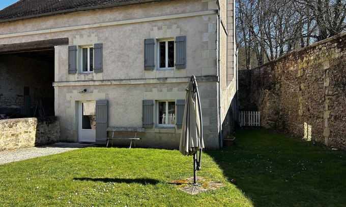 Lesigny House | Exceptional Cottage in Lésigny with Covered Pool