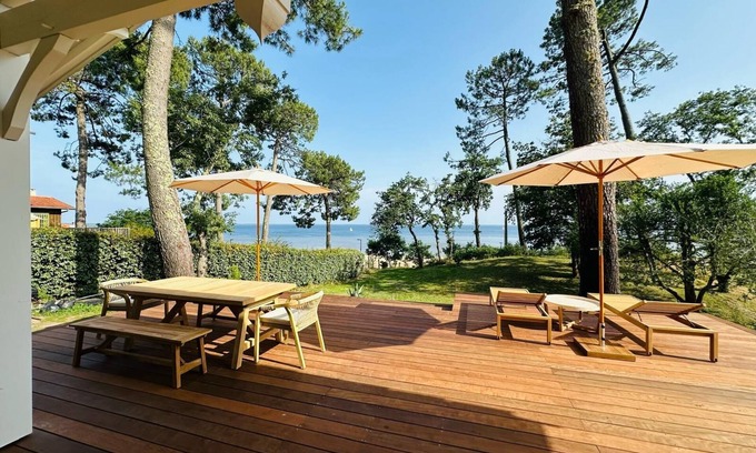 Cazaux House | Exceptional lakeside villa
